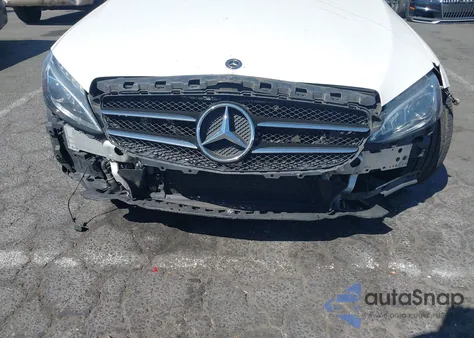 2018 Mercedes-Benz C 300 300 from USA, damaged, VIN 55SWF4JBXJU239816